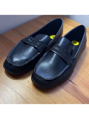 Kenneth Cole loafers size 5 black